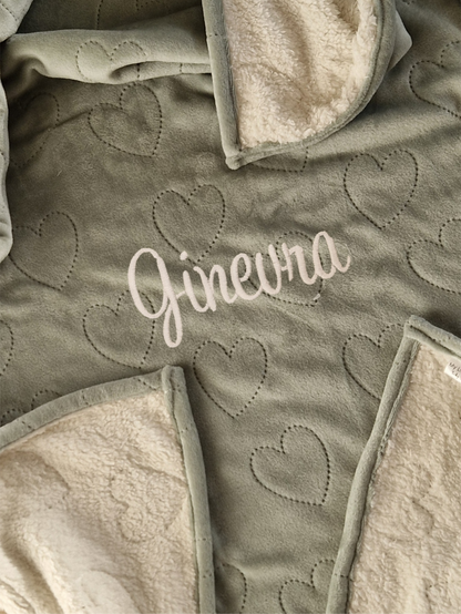 Copertina Invernale Cuoricini personalizzata con nome